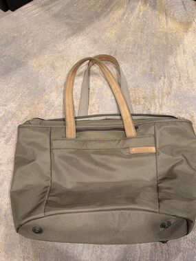 Briggs & Riley Travelwear Carry on Travel Bag Shopping Tote
Olive canvas leather
